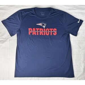 Nike T-Shirt Mens XL Blue NFL Training Dri Fit  New England Patriots Large Logo